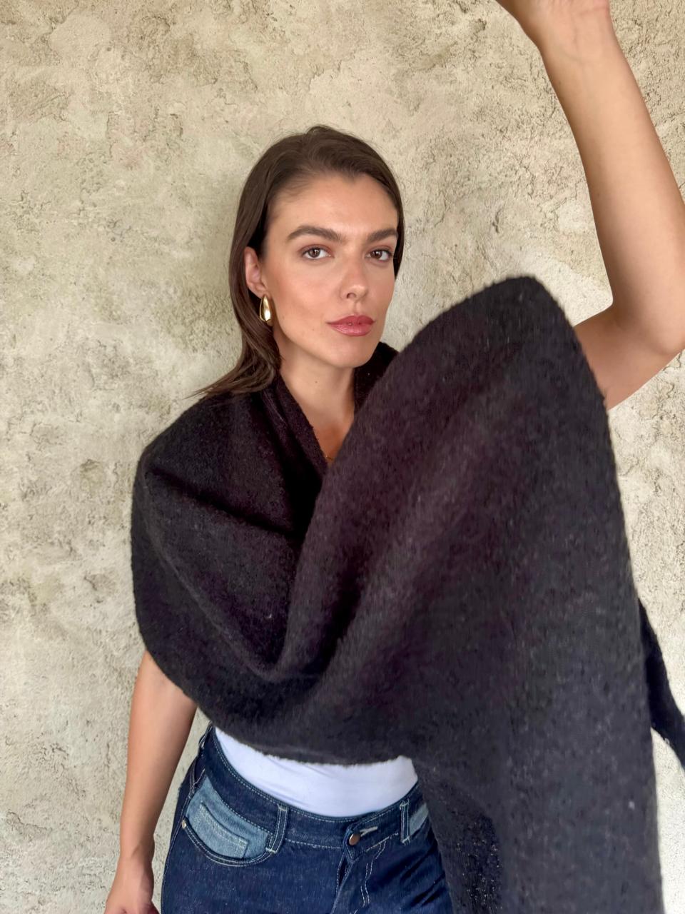 Black Scarf